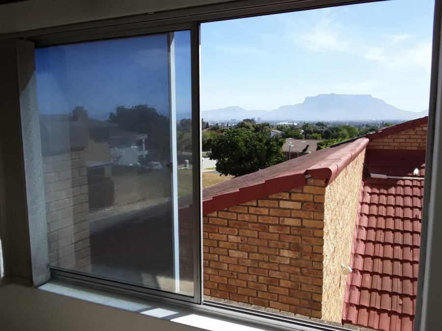 To Let 3 Bedroom Property for Rent in Panorama Western Cape